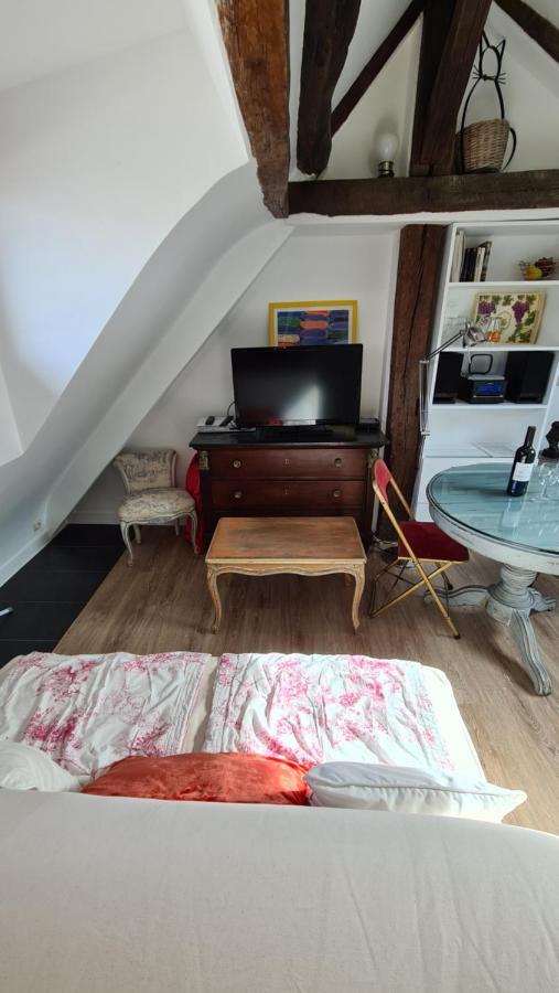 Appartement Coeur De Paris Avec Vue Sur Les Toits Exteriör bild